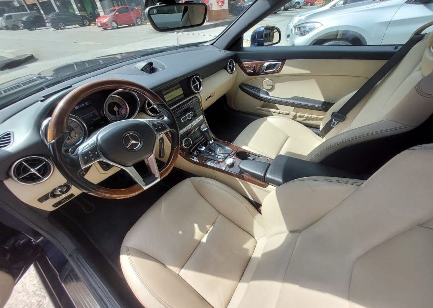 MERCEDES-BENZ SLK (2012)