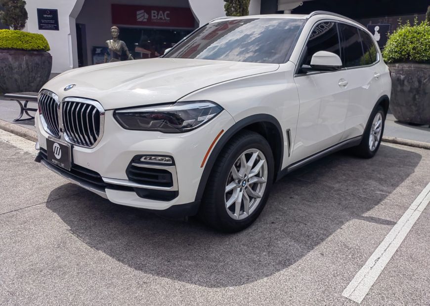 BMW X5 (2020)