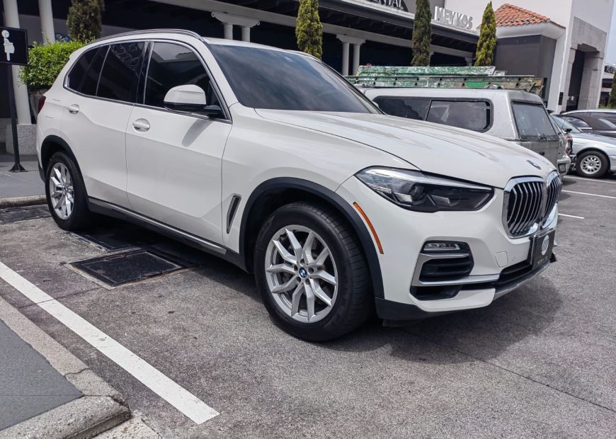 BMW X5 (2020)