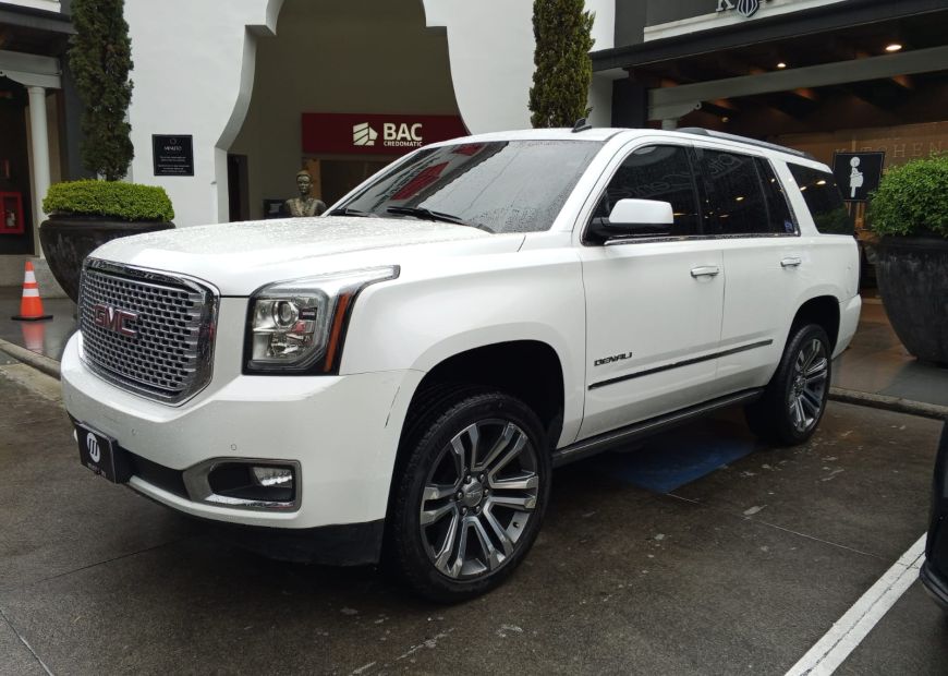GMC YUKON (2017)