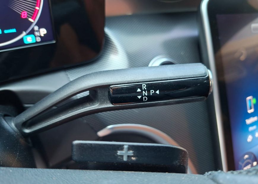 MERCEDES-BENZ C (2022)