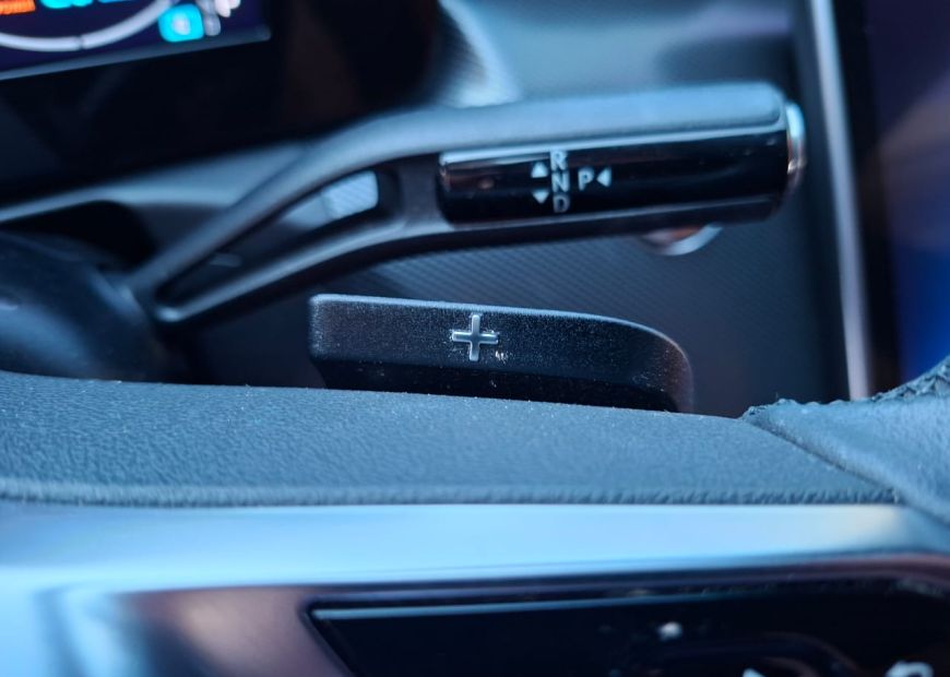 MERCEDES-BENZ C (2022)
