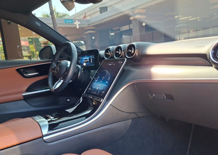 MERCEDES-BENZ C (2022)