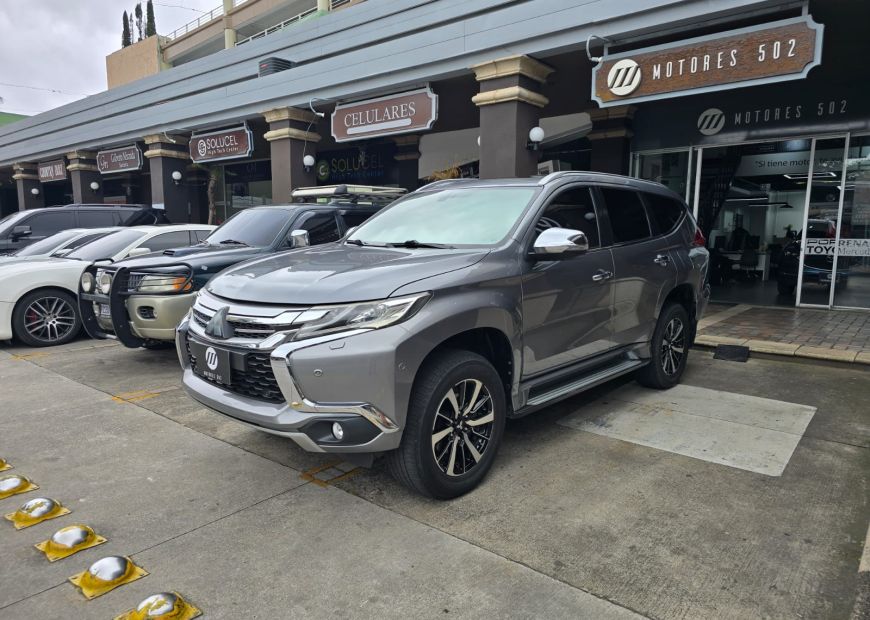 MITSUBISHI MONTERO SPORT (2019)