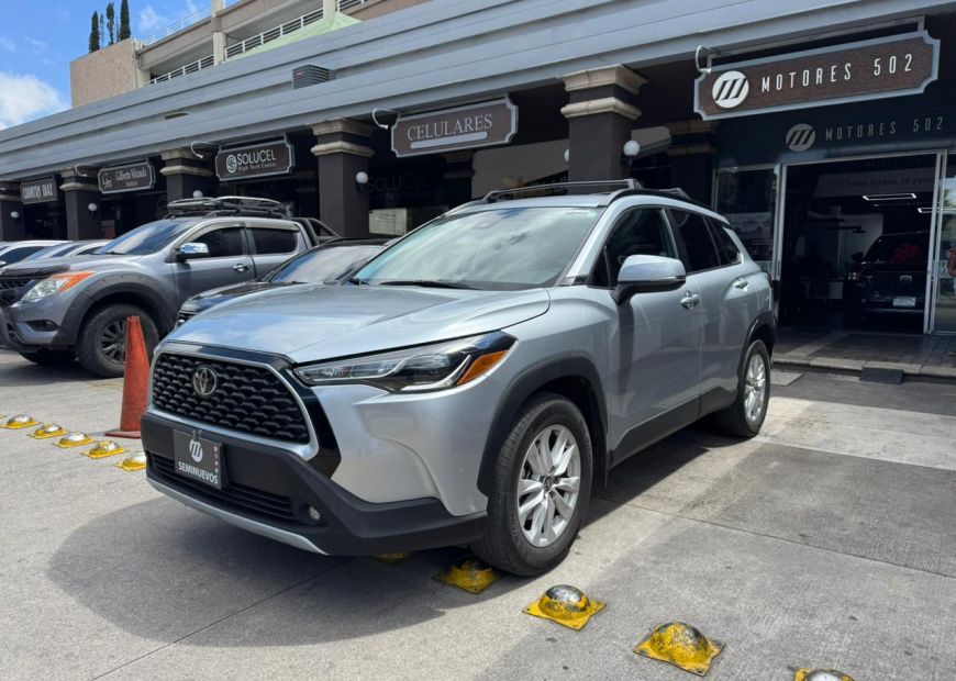 TOYOTA COROLLA CROSS (2022)