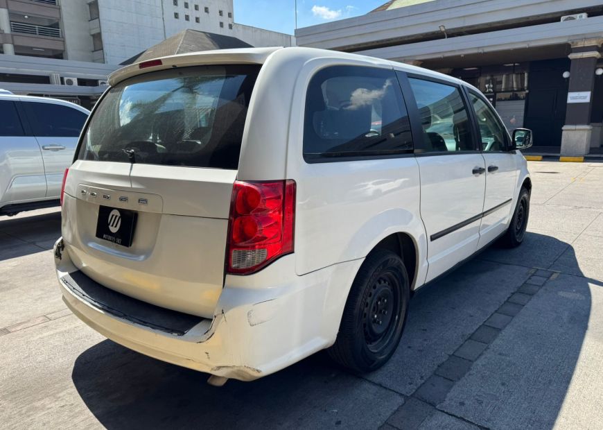 DODGE CARAVAN (2012)