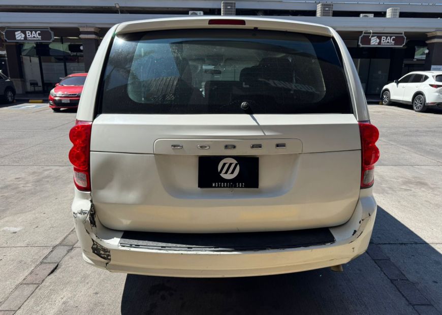 DODGE CARAVAN (2012)