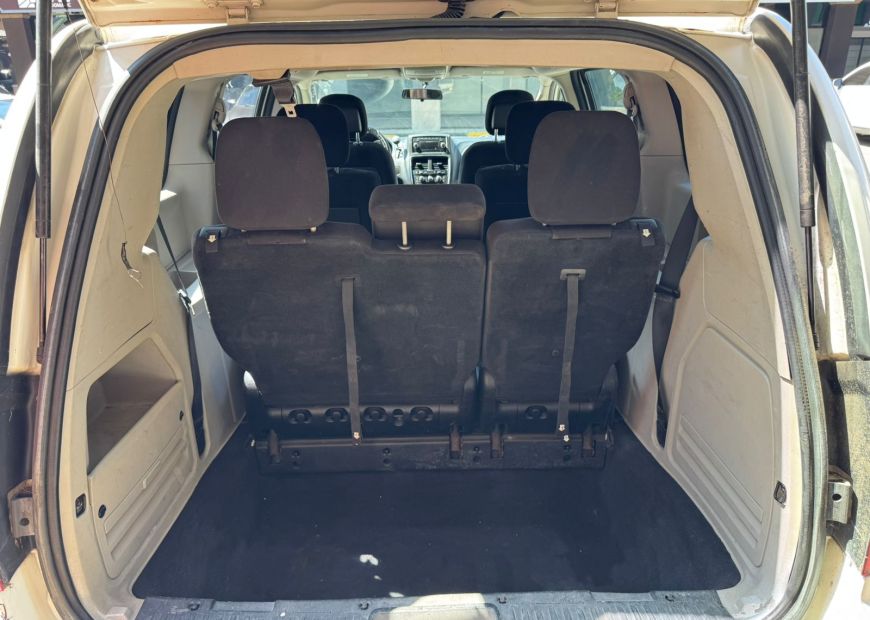 DODGE CARAVAN (2012)