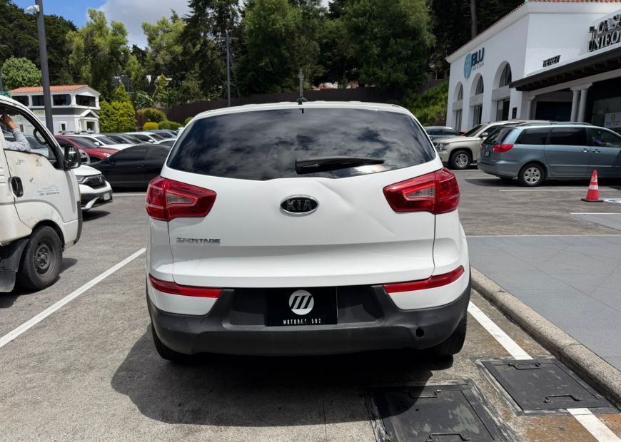 KIA SPORTAGE (2011)