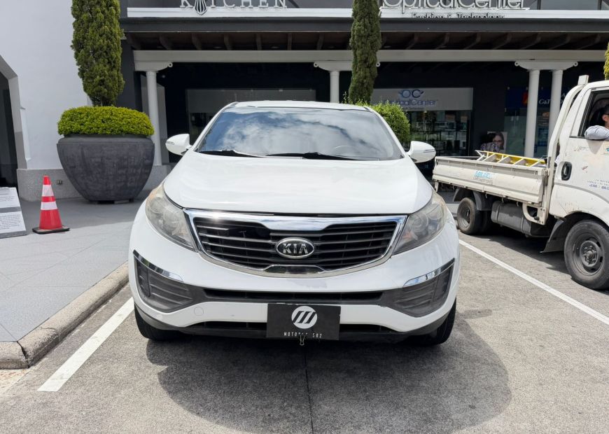 KIA SPORTAGE (2011)