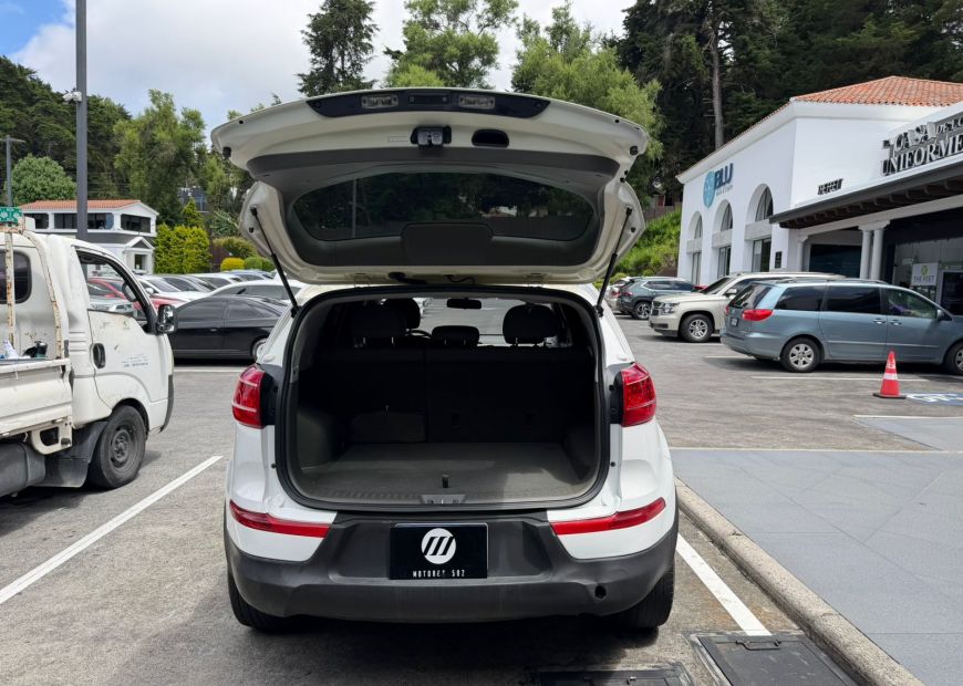 KIA SPORTAGE (2011)