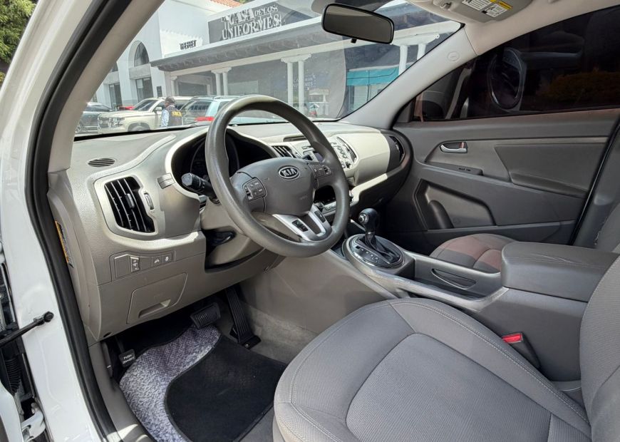 KIA SPORTAGE (2011)