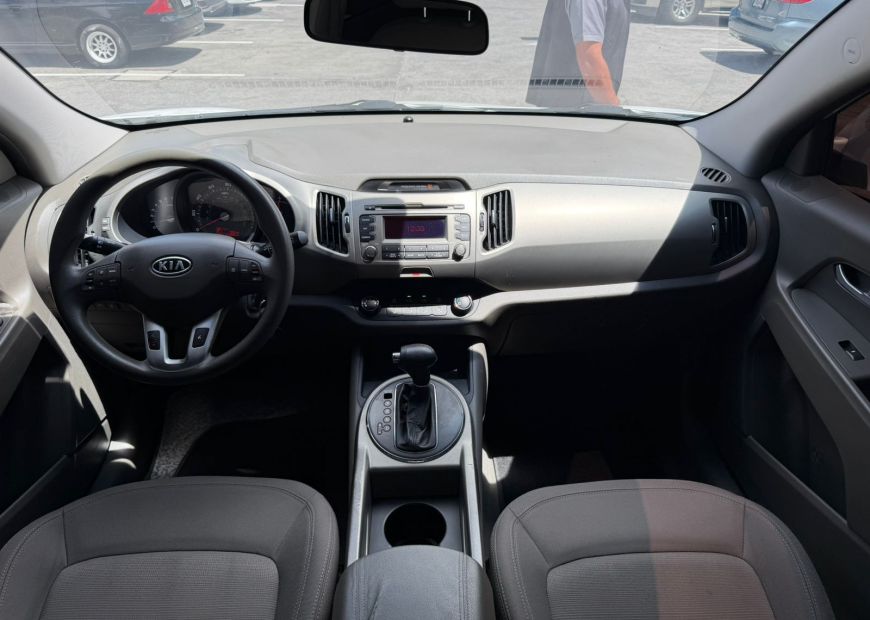 KIA SPORTAGE (2011)