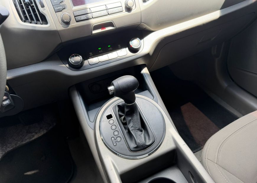 KIA SPORTAGE (2011)
