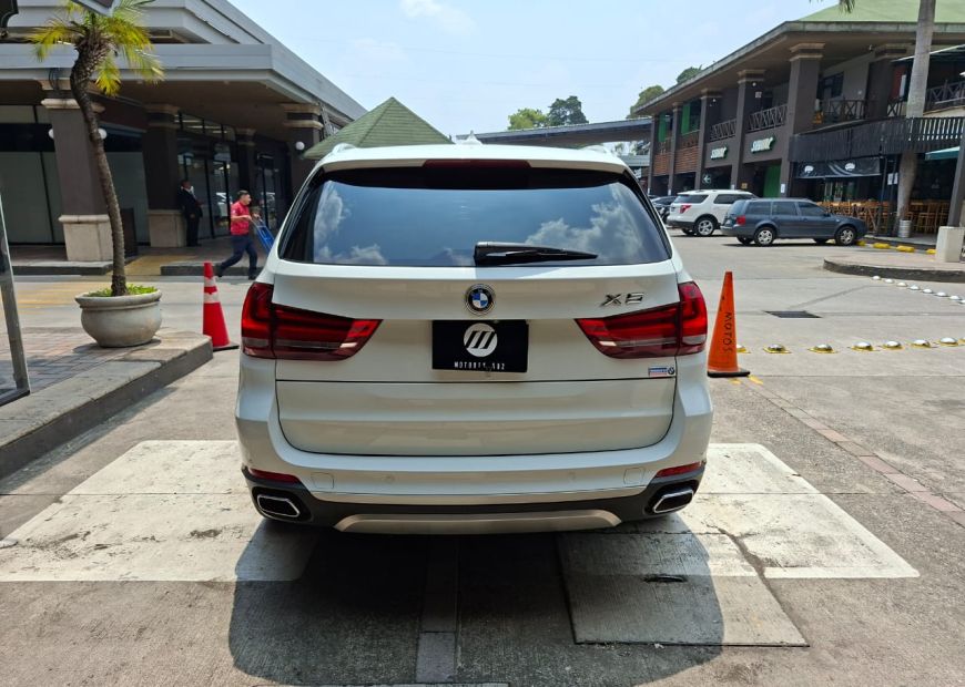 BMW X5 (2018)