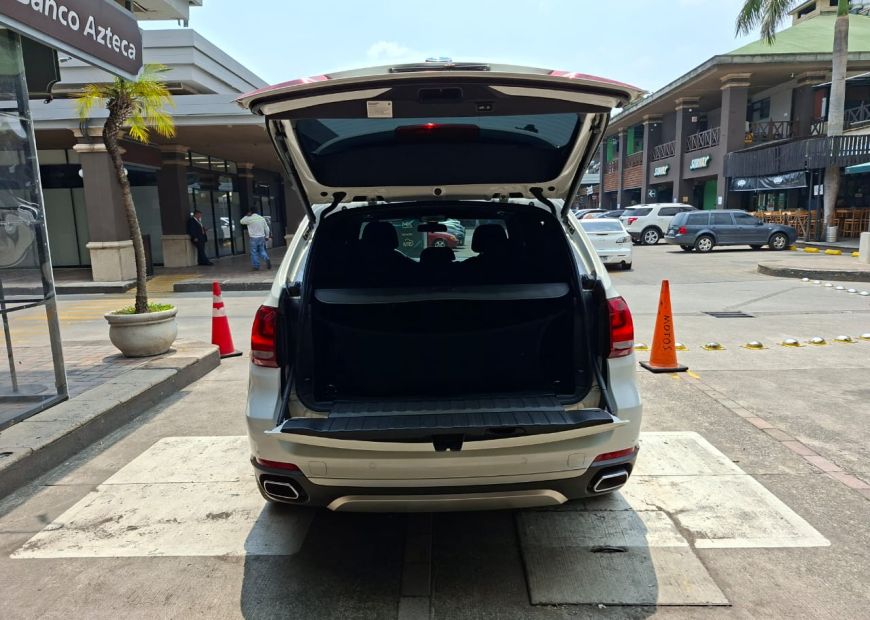 BMW X5 (2018)