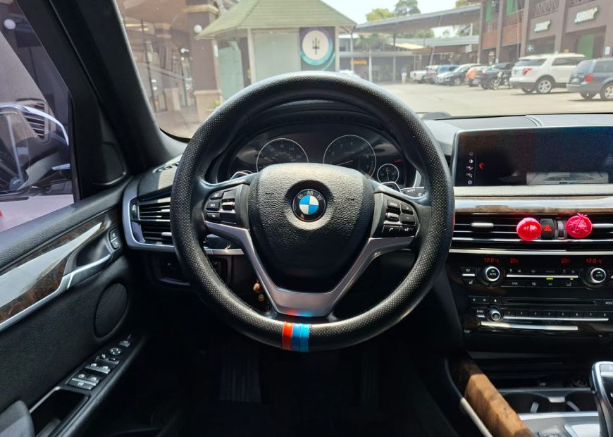 BMW X5 (2018)