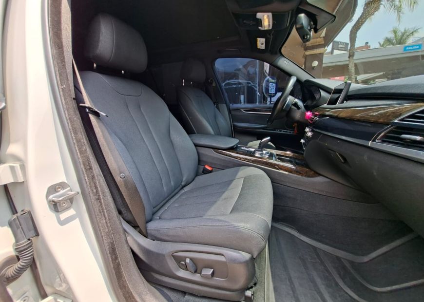BMW X5 (2018)