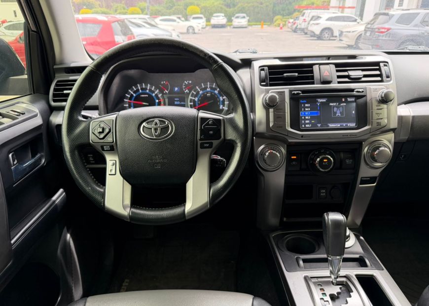 TOYOTA 4RUNNER (2016)