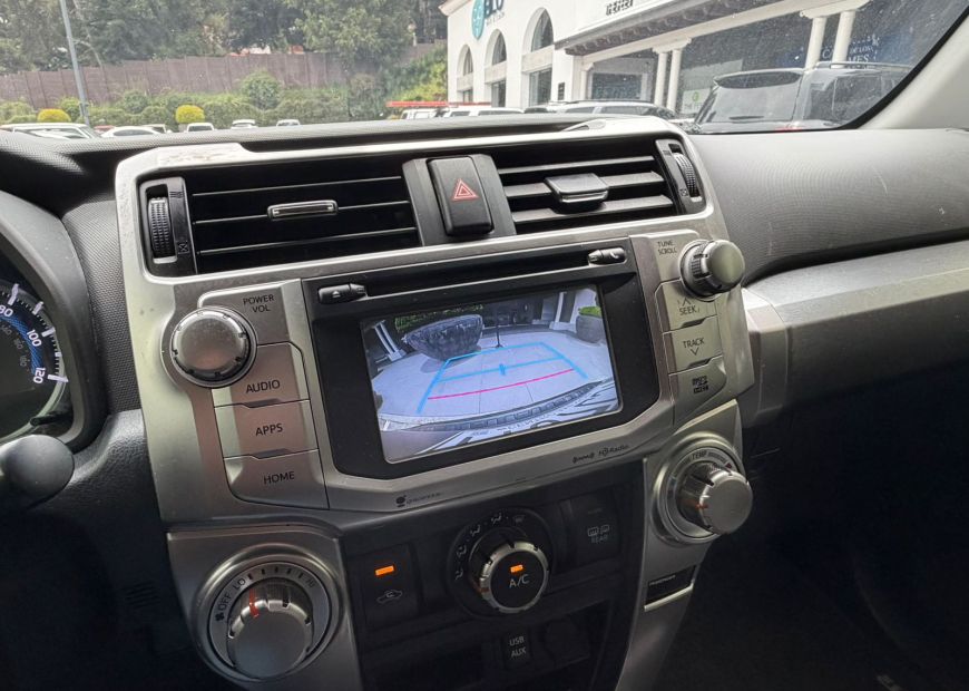 TOYOTA 4RUNNER (2016)