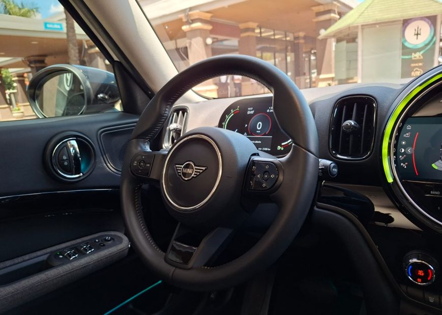 MINI COUNTRYMAN (2023)