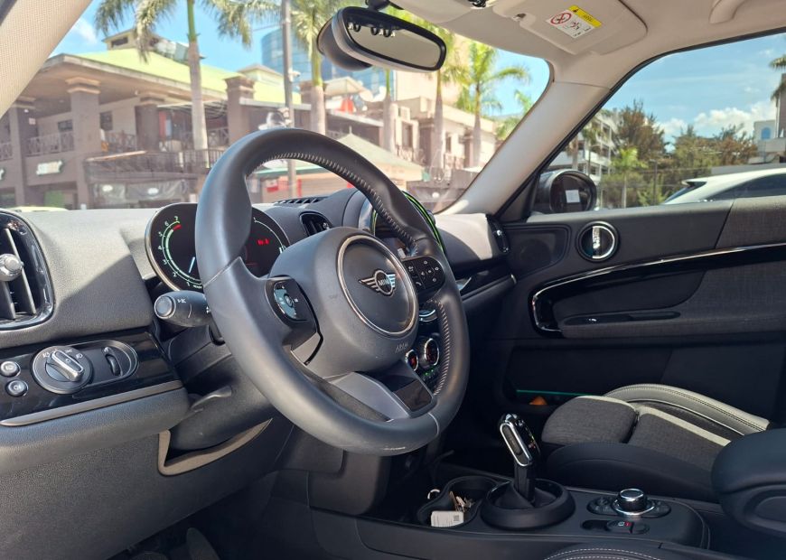 MINI COUNTRYMAN (2023)
