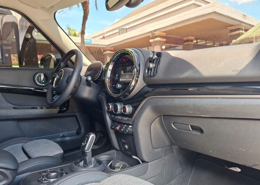MINI COUNTRYMAN (2023)