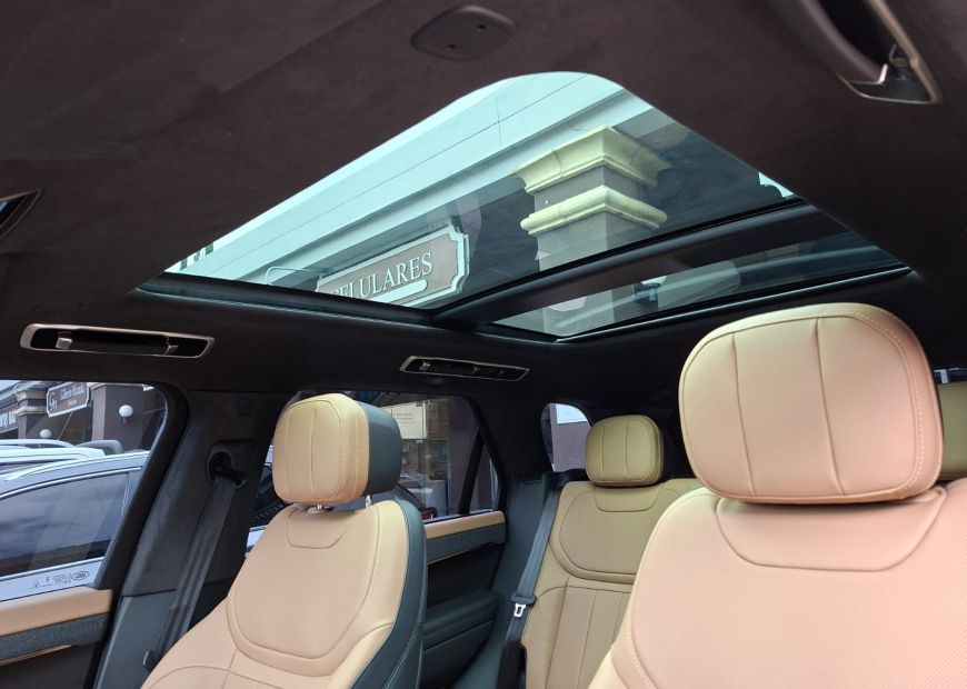 LAND ROVER RANGE ROVER (2025)