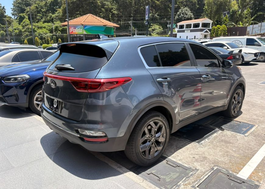 KIA SPORTAGE (2022)