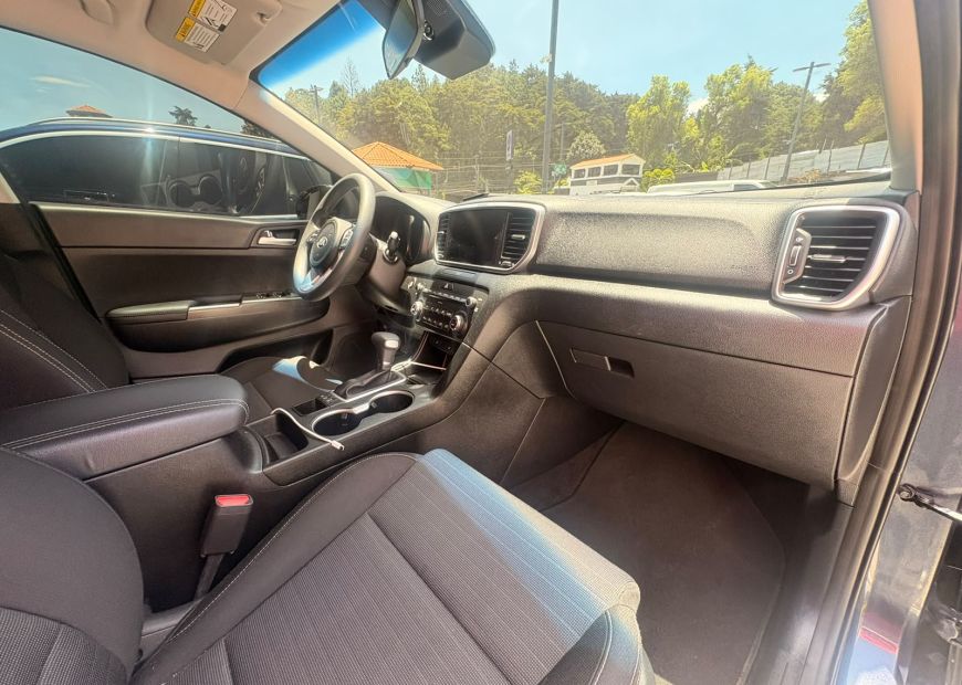 KIA SPORTAGE (2022)