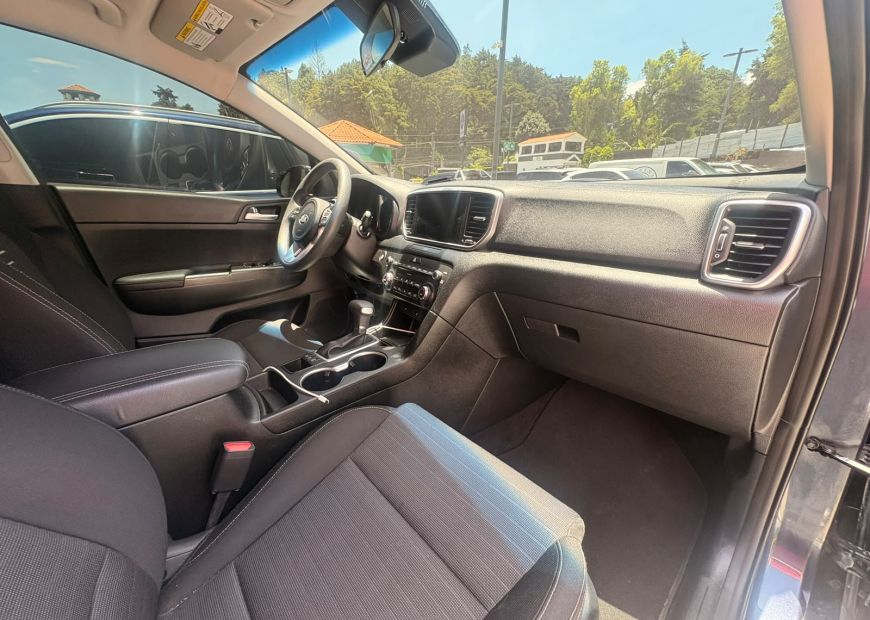 KIA SPORTAGE (2022)