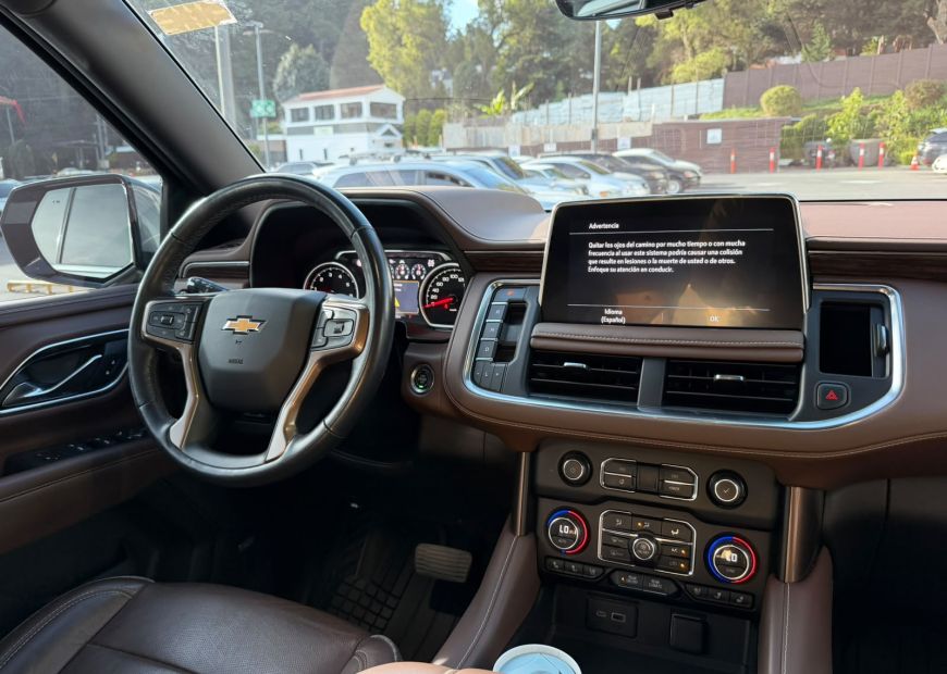 CHEVROLET TAHOE (2021)