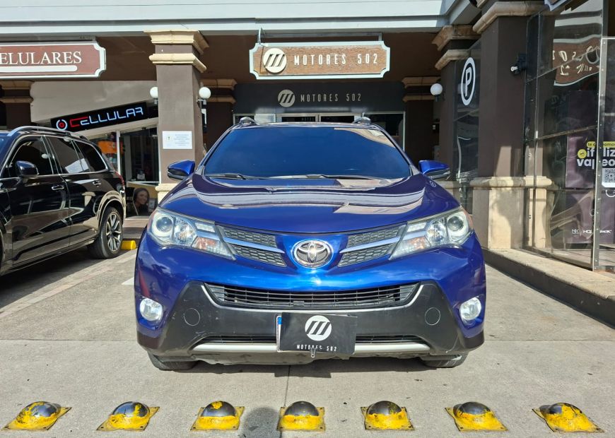 TOYOTA RAV4 (2014)