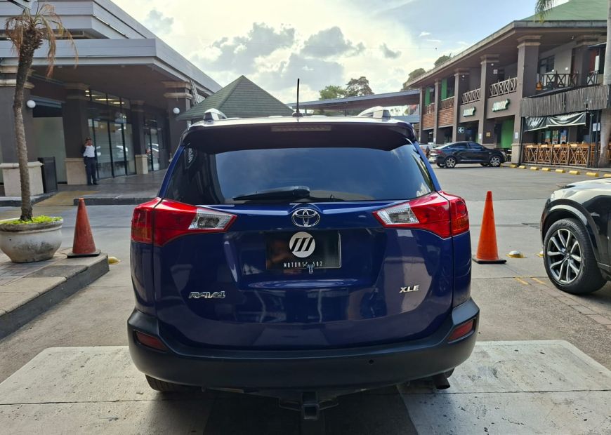 TOYOTA RAV4 (2014)