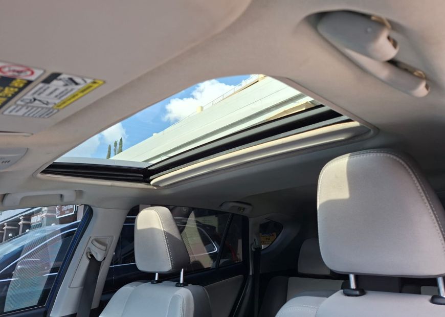 TOYOTA RAV4 (2014)