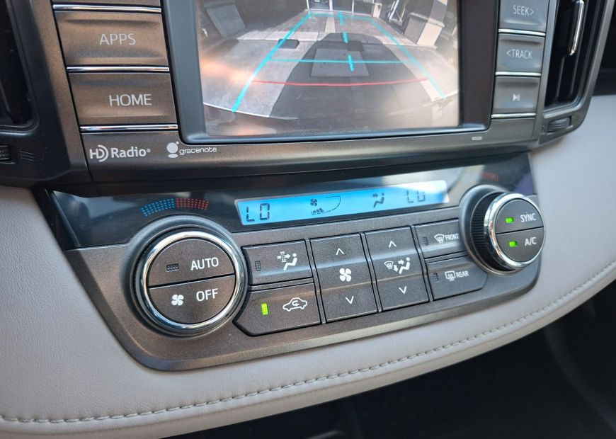 TOYOTA RAV4 (2014)