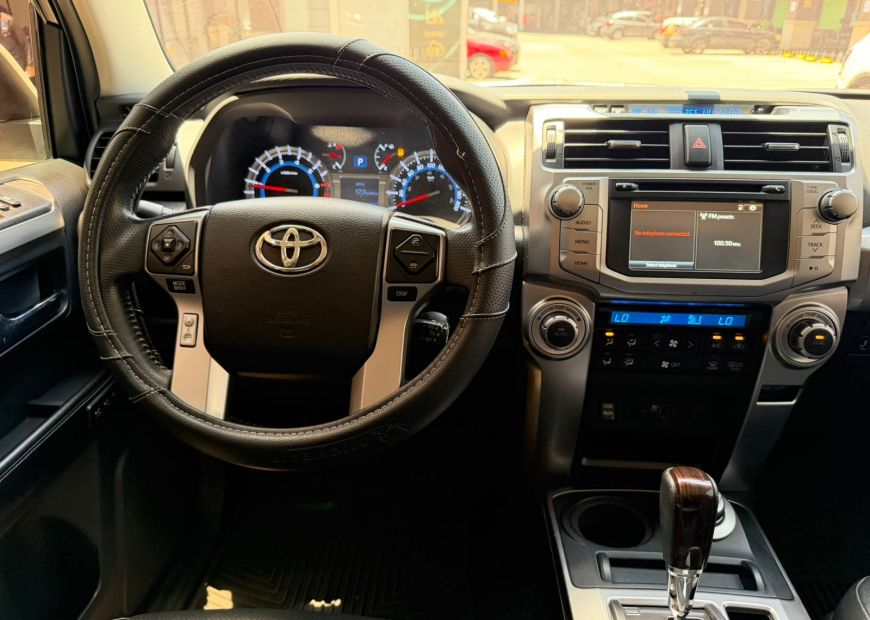 TOYOTA 4RUNNER (2016)