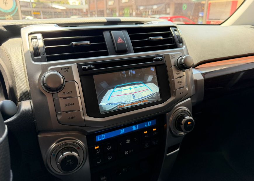 TOYOTA 4RUNNER (2016)