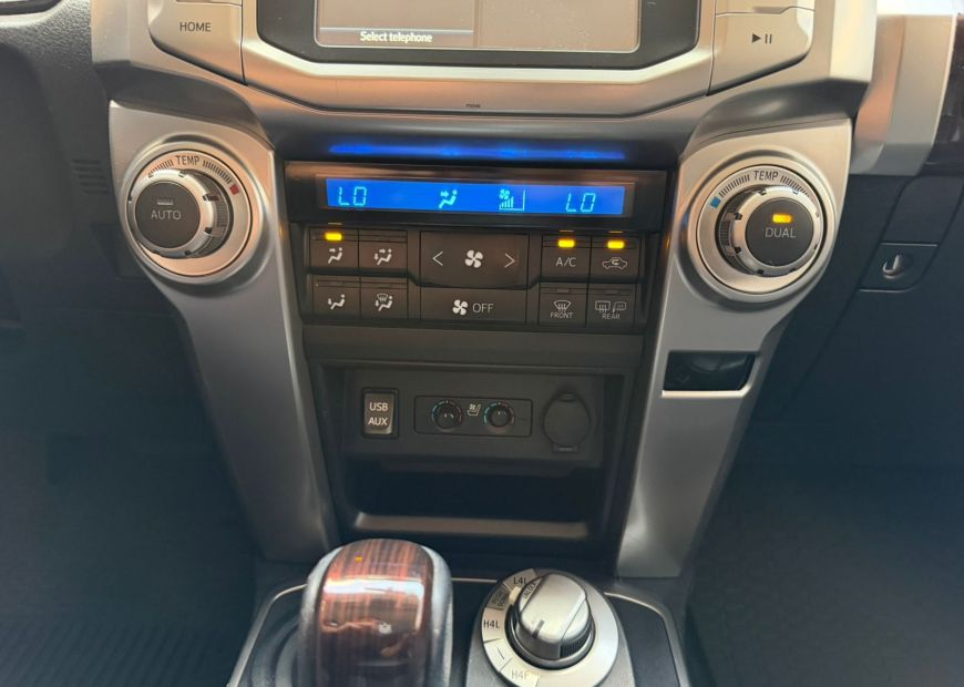 TOYOTA 4RUNNER (2016)