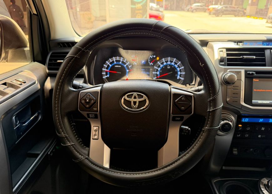 TOYOTA 4RUNNER (2016)