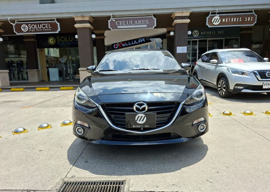 MAZDA 3 (2015)