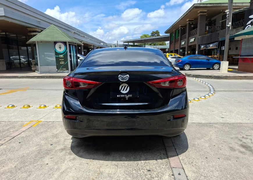 MAZDA 3 (2015)