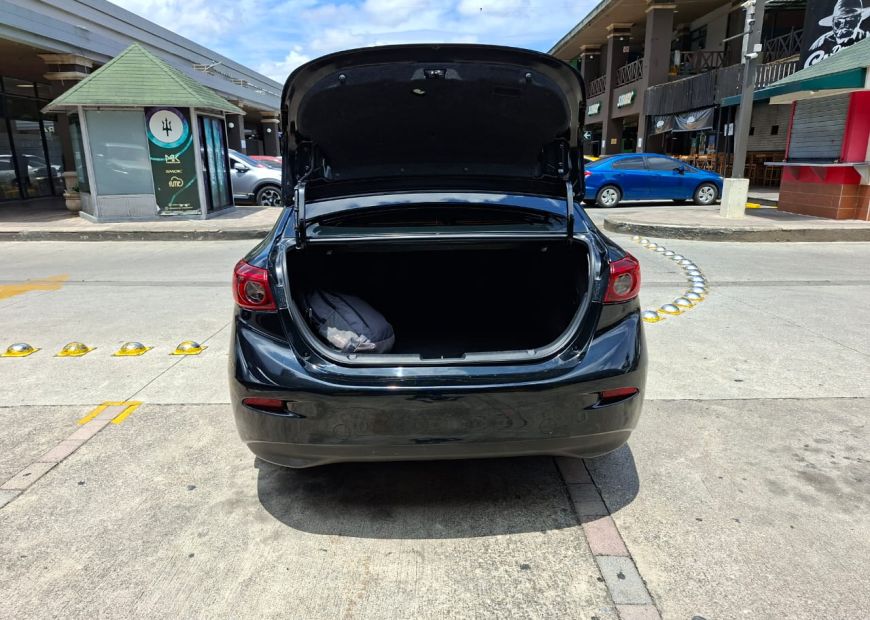 MAZDA 3 (2015)