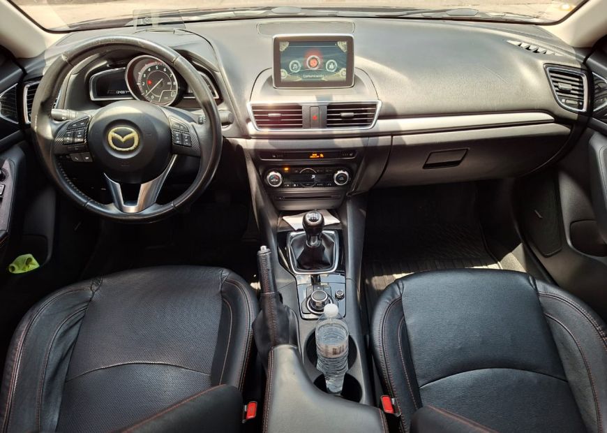 MAZDA 3 (2015)