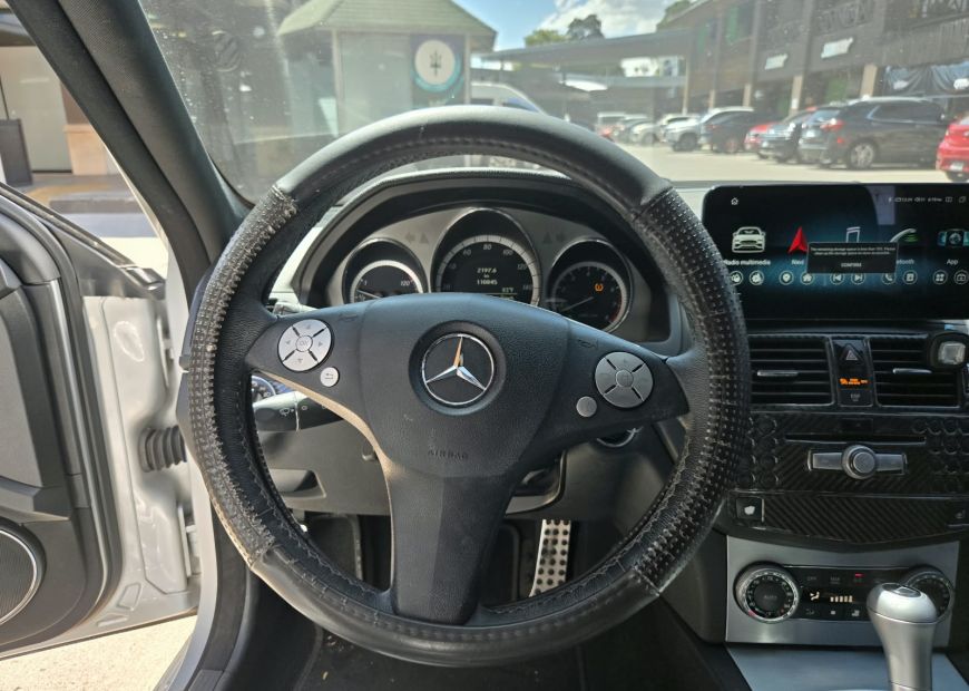 MERCEDES-BENZ C (2009)