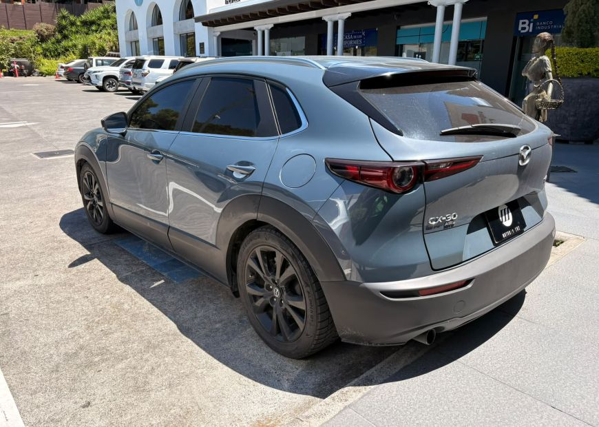 MAZDA CX-30 (2022)