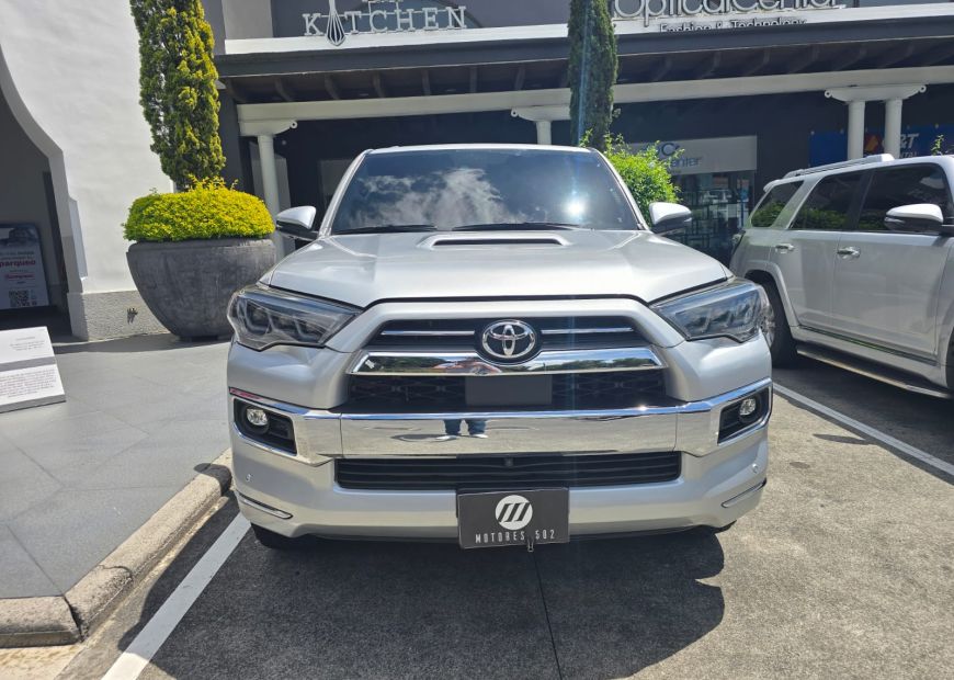 TOYOTA 4RUNNER (2022)