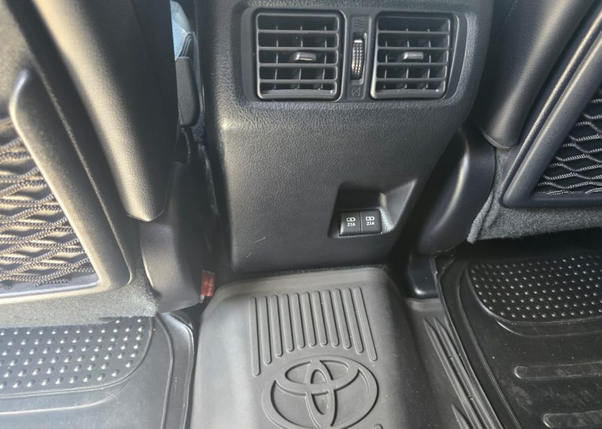TOYOTA 4RUNNER (2022)