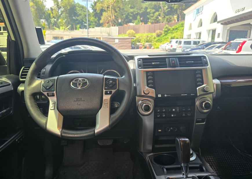 TOYOTA 4RUNNER (2022)
