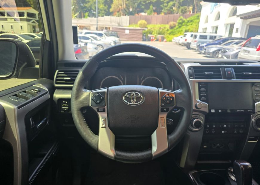 TOYOTA 4RUNNER (2022)